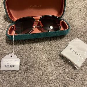 GUCCI women’s sunglasses